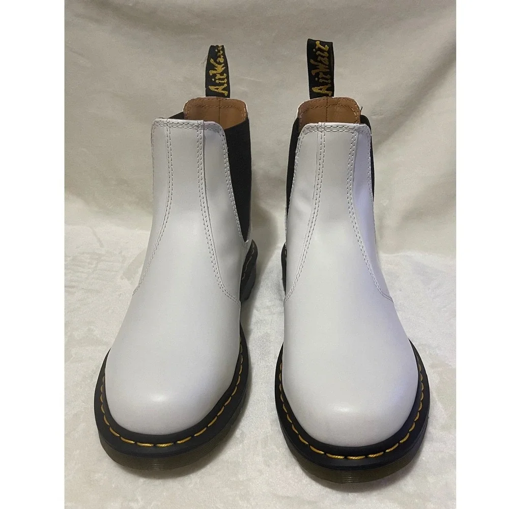 Dr. Martens 2976 YS White Leather Chelsea Boots Unisex Mens Size 8 Womens Size 9
